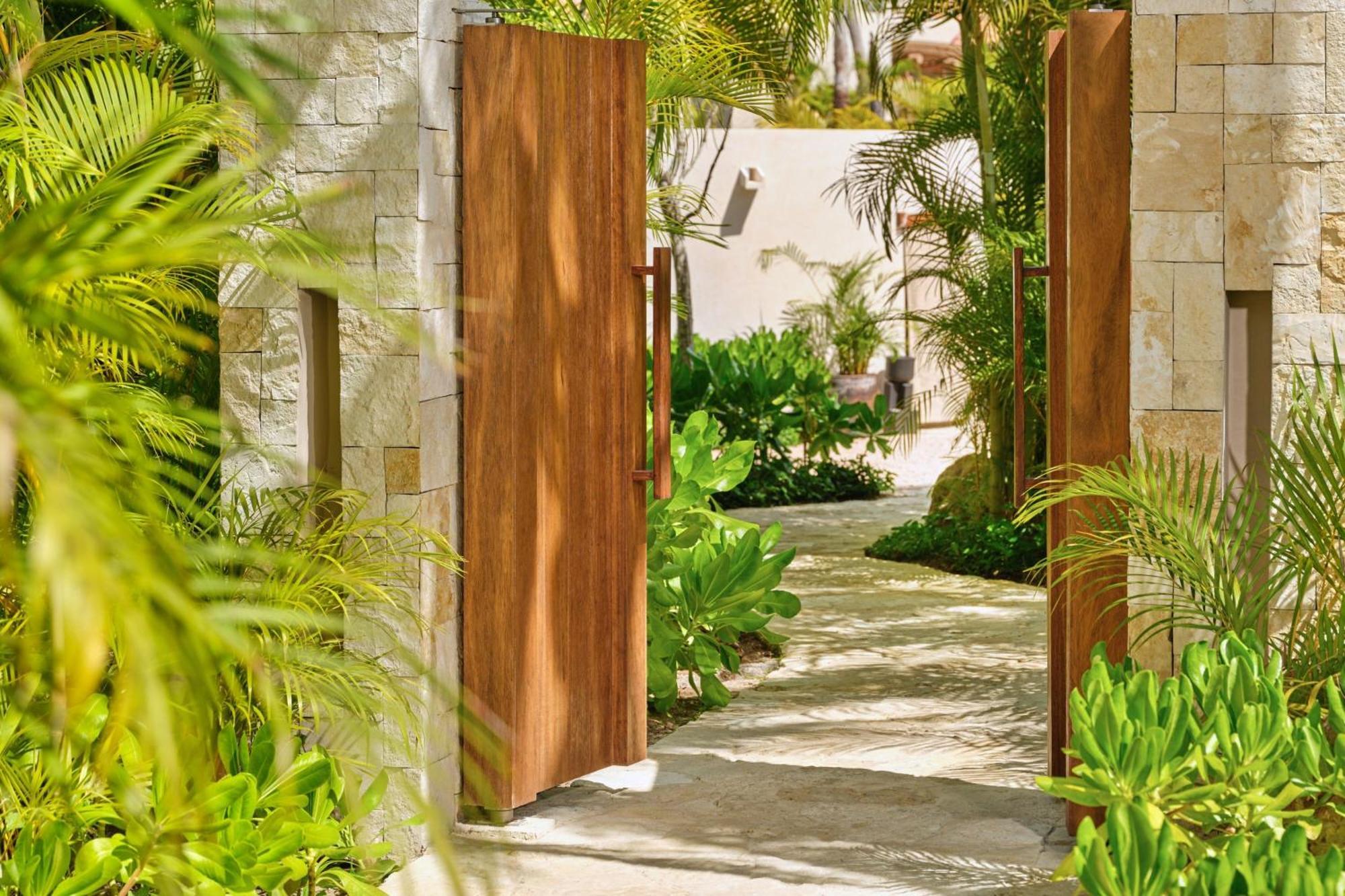 The St. Regis Punta Mita Resort Buitenkant foto